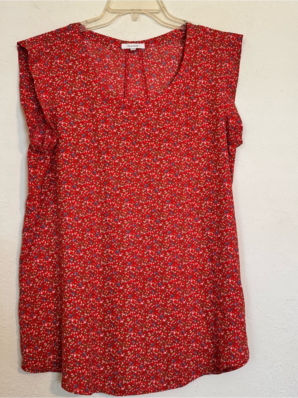 Pleione Red Floral Scoop Neck Tank